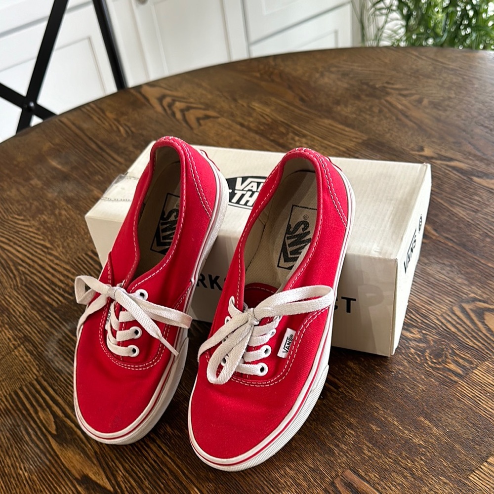Vans off the wall ted tennis shoes